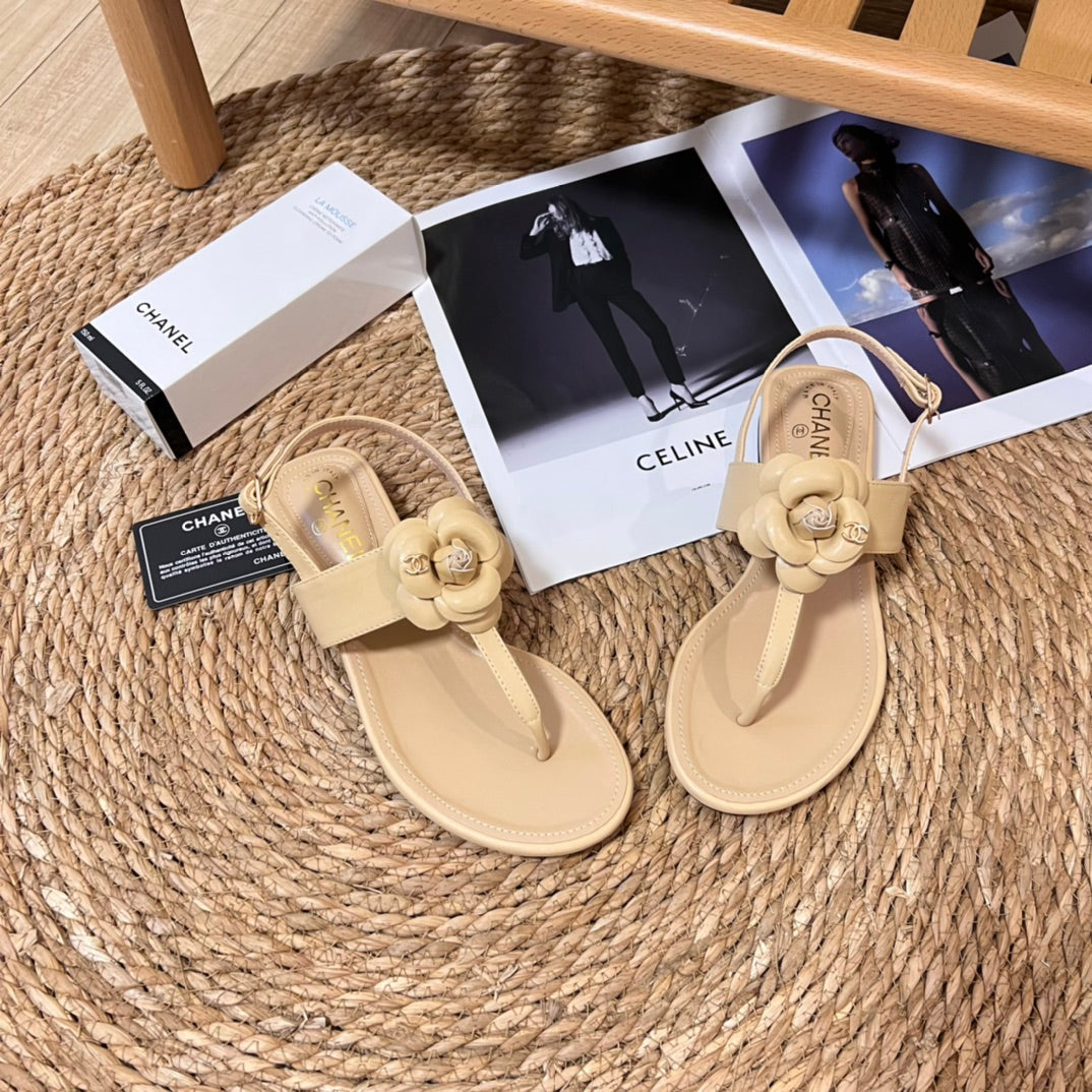 Chanel Vintage Flower Flip Flop Sandals – sandals product image 9