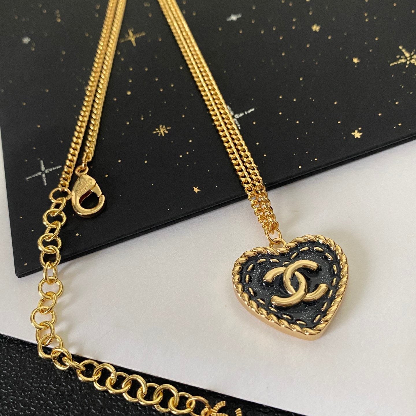 Chanel Vintage Royal Blue Heart Necklace – Luxury Designer Jewelry – product image 3