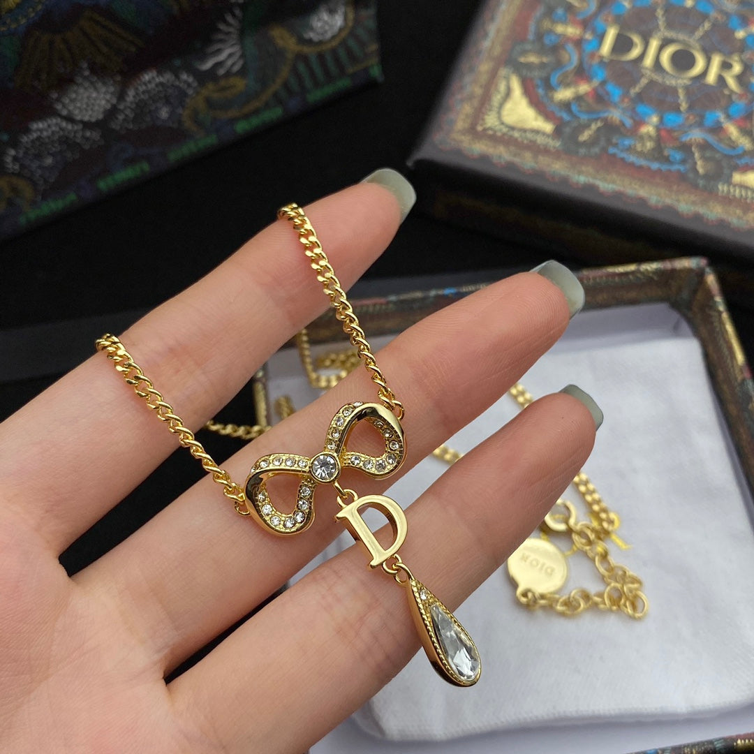 Dior Bow Knot Crystal Crystal Pendant Necklace – Luxury Designer Jewelry – product image 3