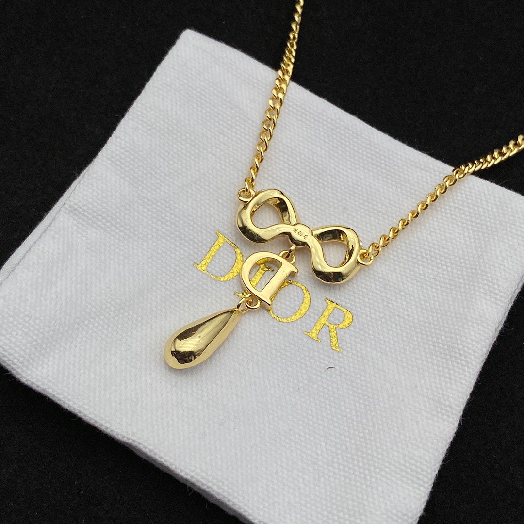Dior Bow Knot Crystal Crystal Pendant Necklace – Luxury Designer Jewelry – product image 5