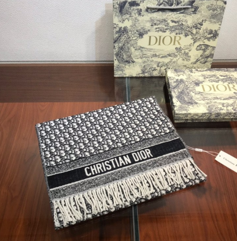 Dior Cashmere Monogram Jacquard Fringe Scarf for Women – product image 14