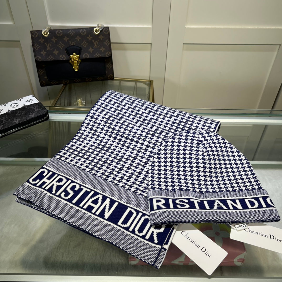 Dior Classic Houndstooth Cashmere Scarf Hat Set for Women – product image 3