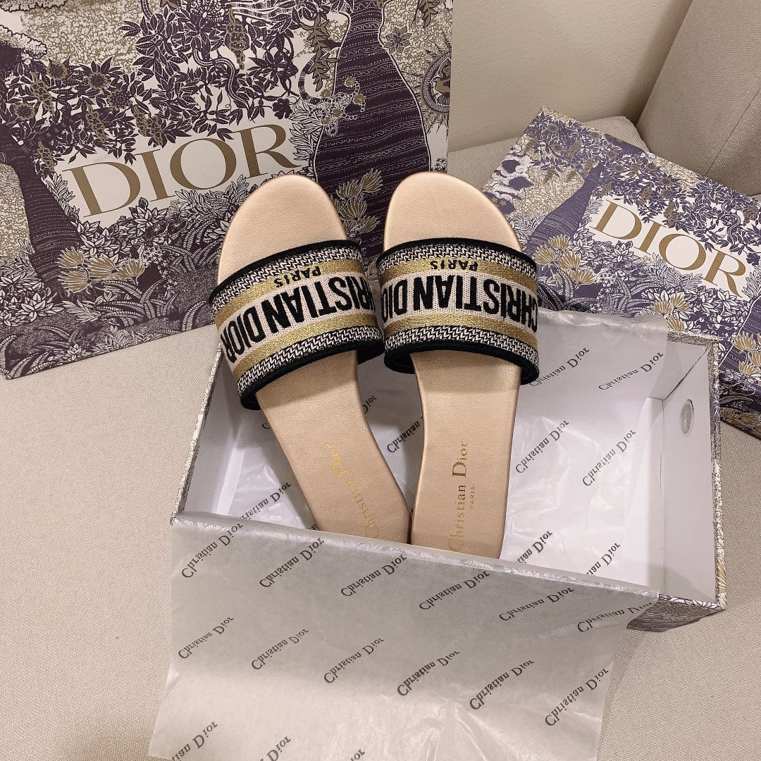 Dior Classic Women's Solid Color Embroidery Slippers – slippers product image 15