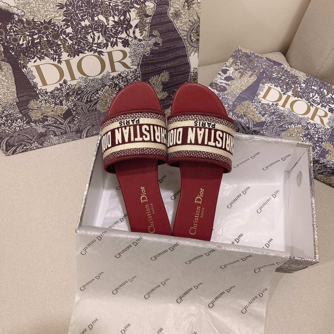 Dior Classic Women's Solid Color Embroidery Slippers – slippers product image 6