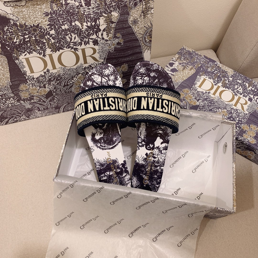 Dior Embroidered Women's Slippers – slippers product image 1