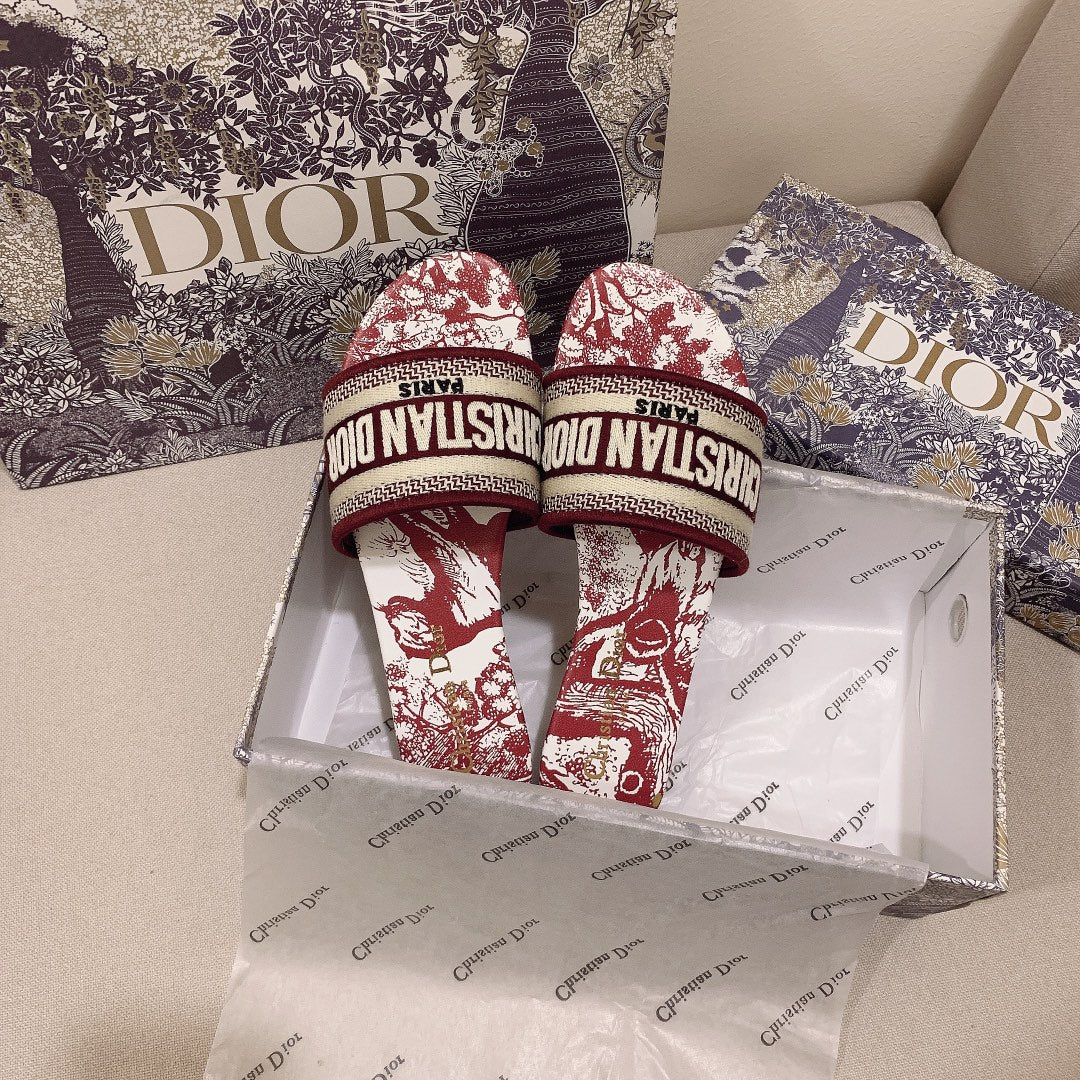 Dior Embroidered Women's Slippers – slippers product image 6