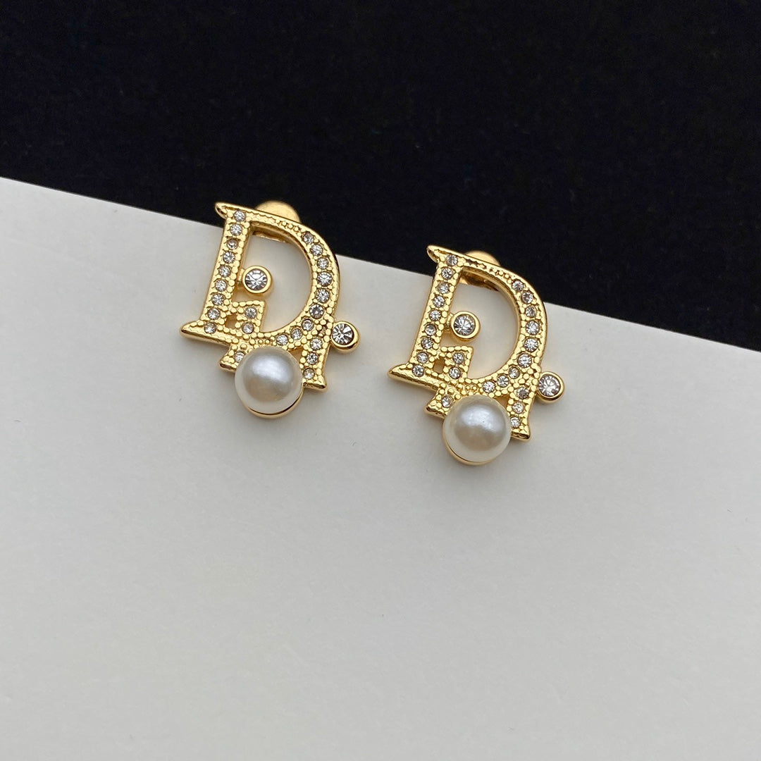 Dior Letters Pearl Earring Necklace Set – Luxury Designer Jewelry – product image 1