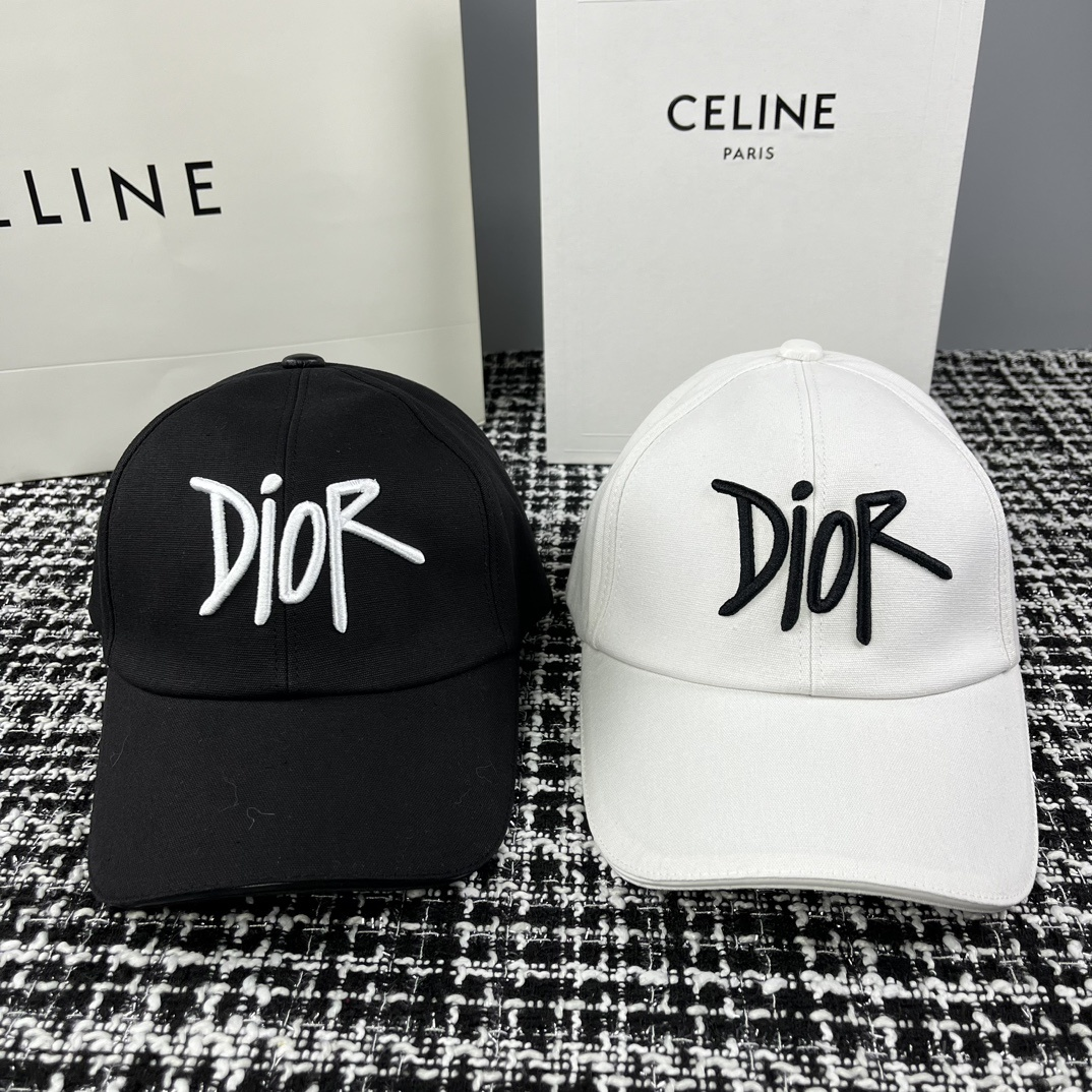 Dior embroidered logo baseball cap photo 1