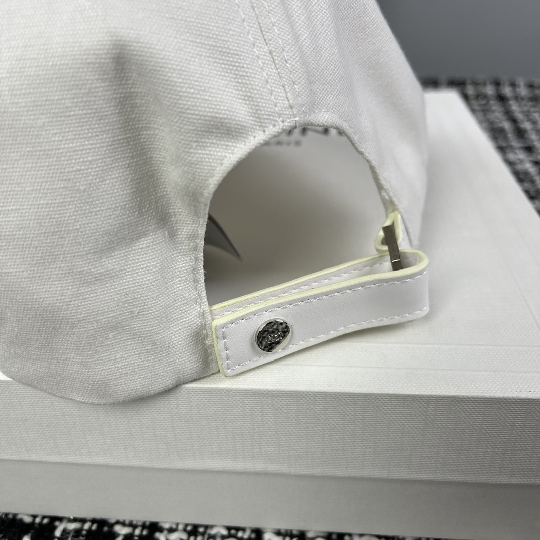 Dior embroidered logo baseball cap photo 5