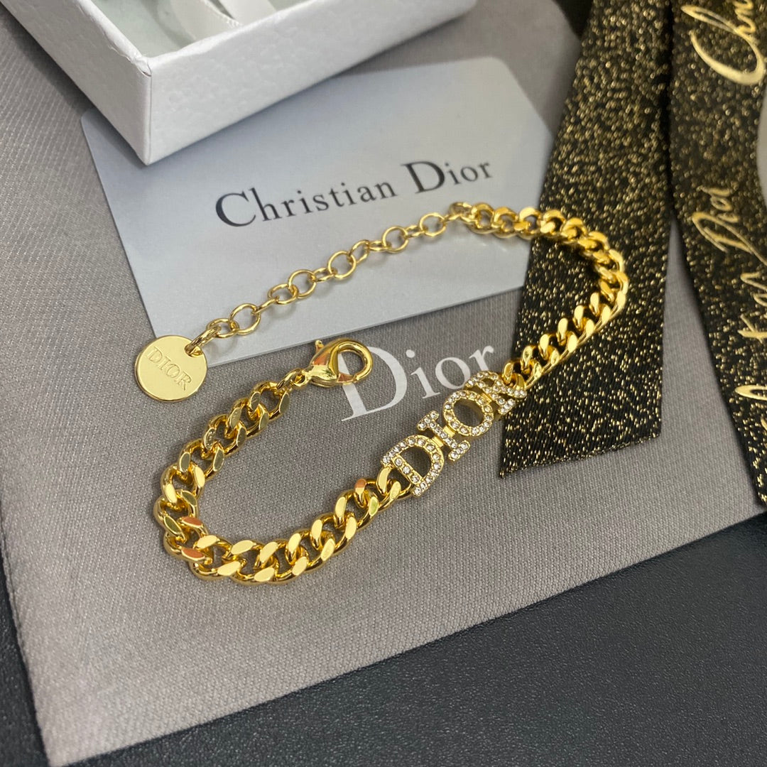 Dior Logo Letter Bracelet – Luxury Jewelry – product image 2