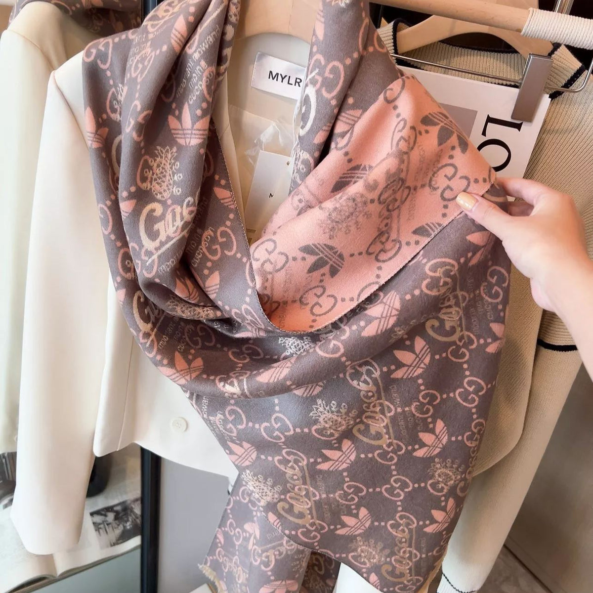 Dior Ophidia Reversible Cashmere Scarf Shawl for Women – product image 6