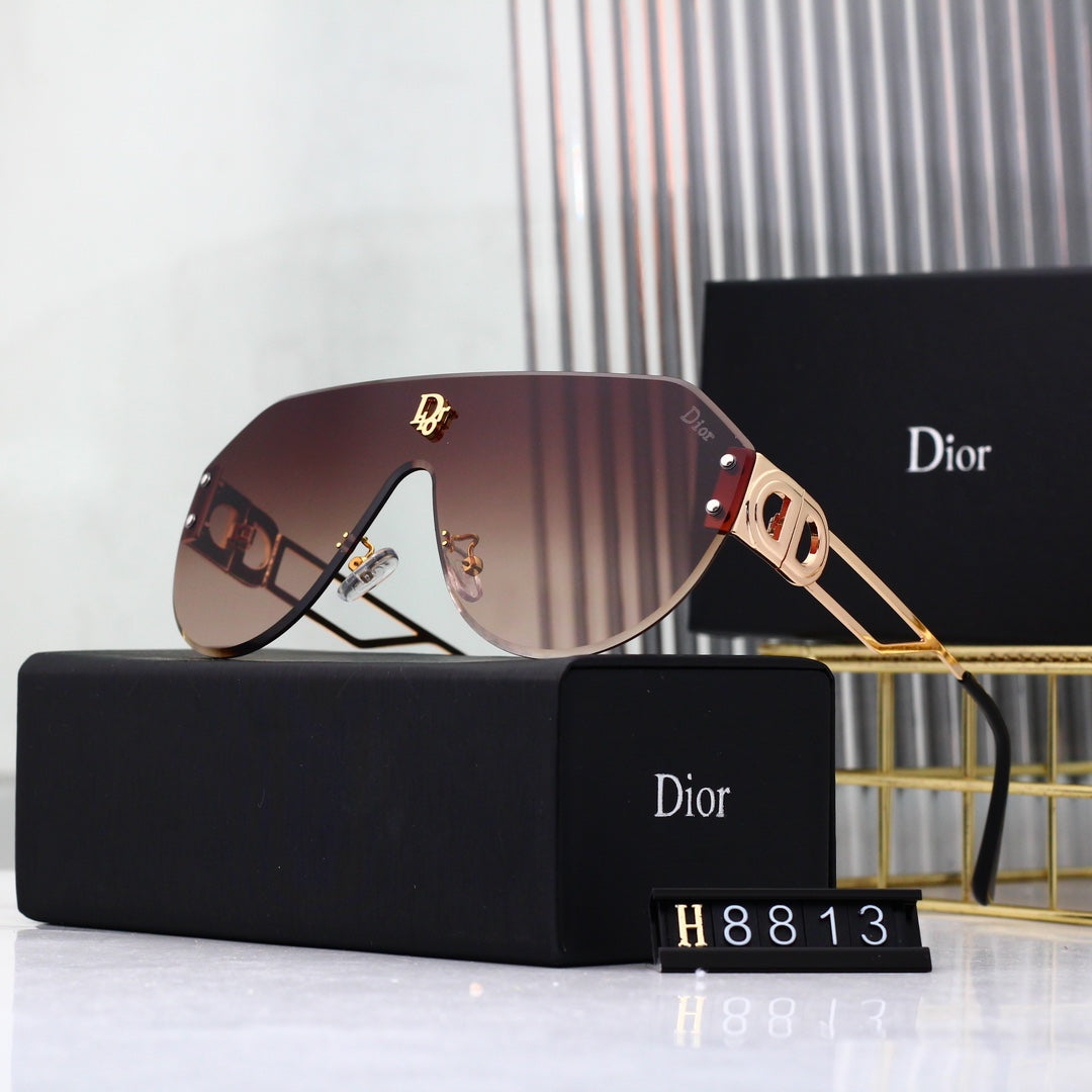 Dior Oversized Shield Polarized Sunglasses for Unisex – product image 3
