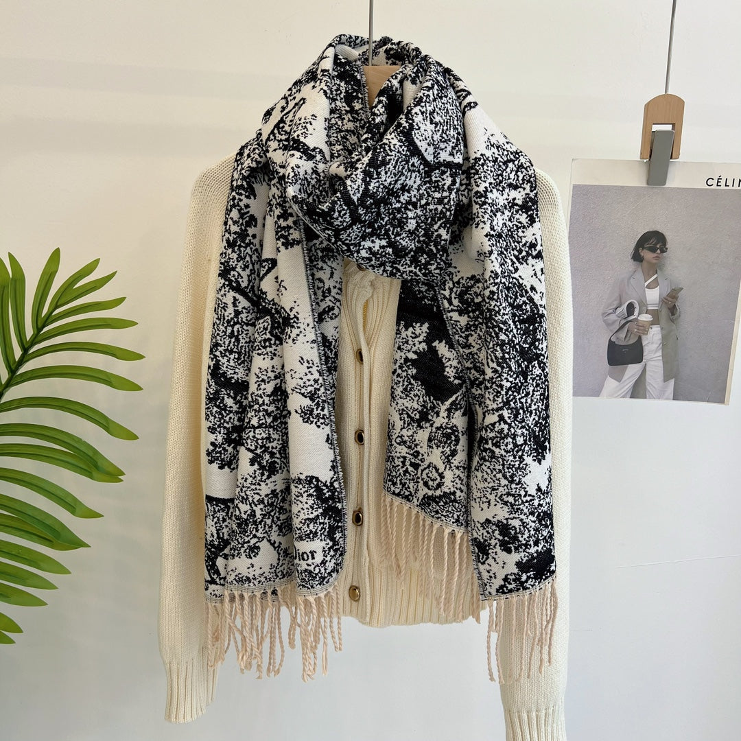 Dior Premium Woven Animal Print Retro Scarf for Women – product image 9