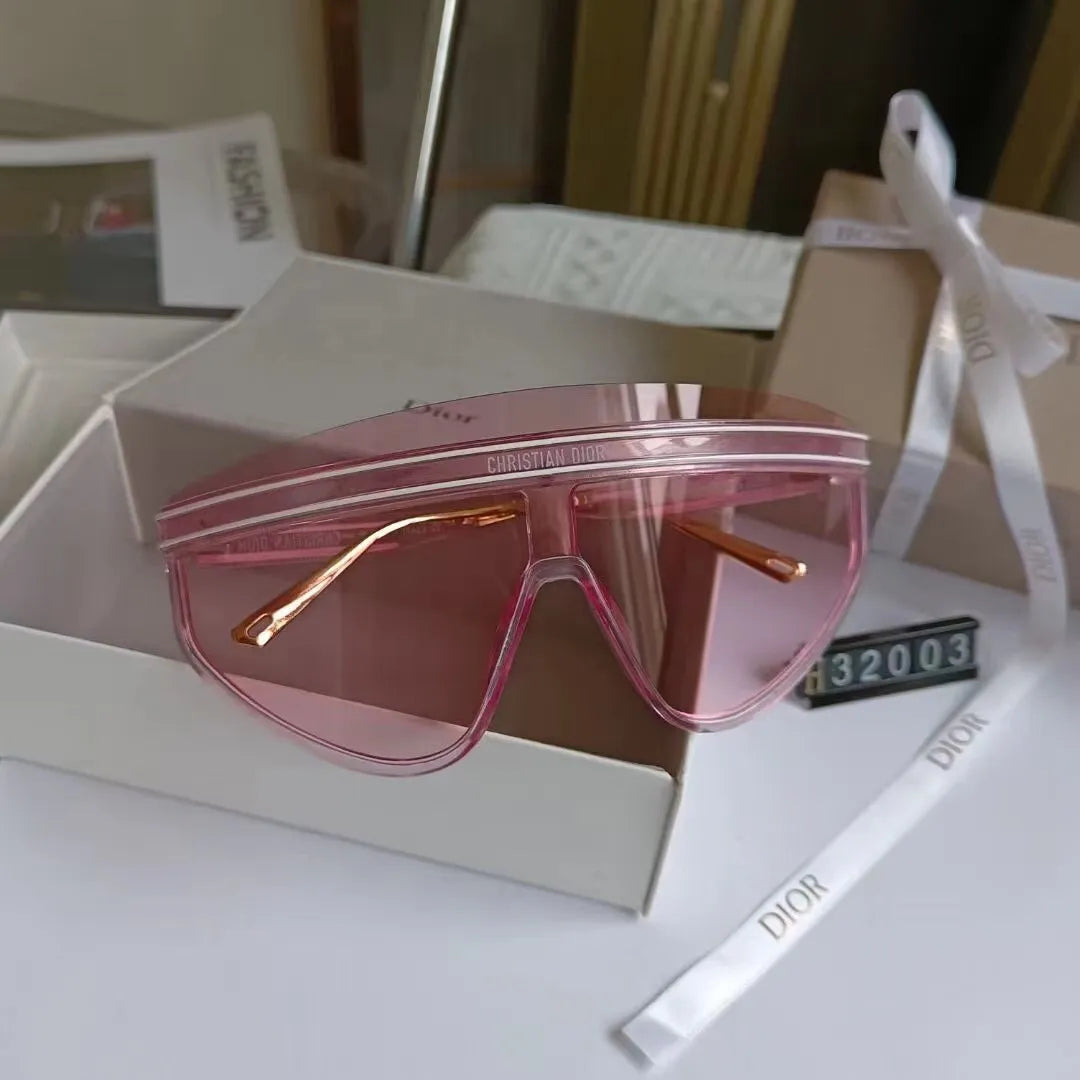 Dior Rectangular Oversized Watermark Sunglasses for Unisex – product image 7