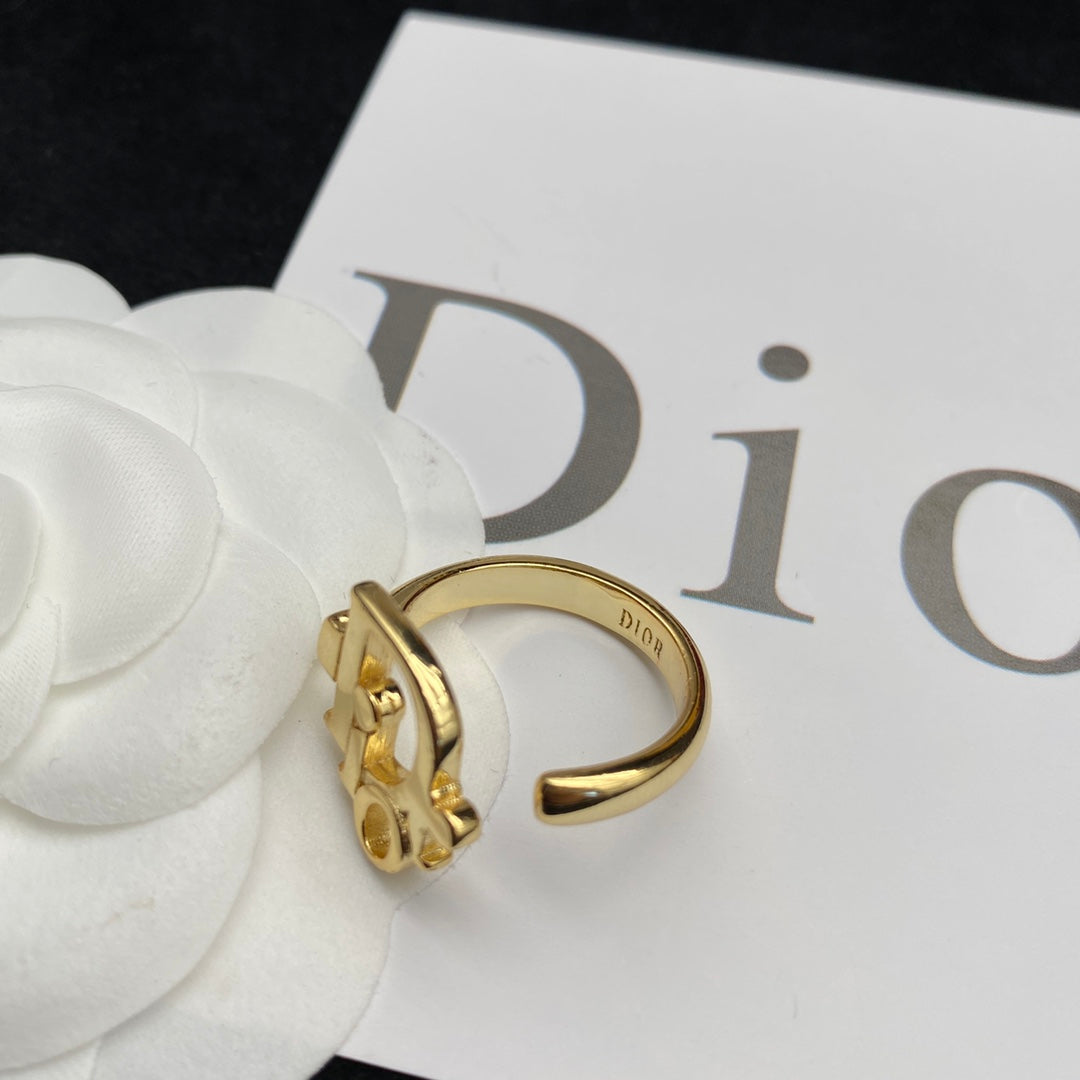 Dior Simple Letter Open Ring – Luxury Designer Jewelry – product image 3