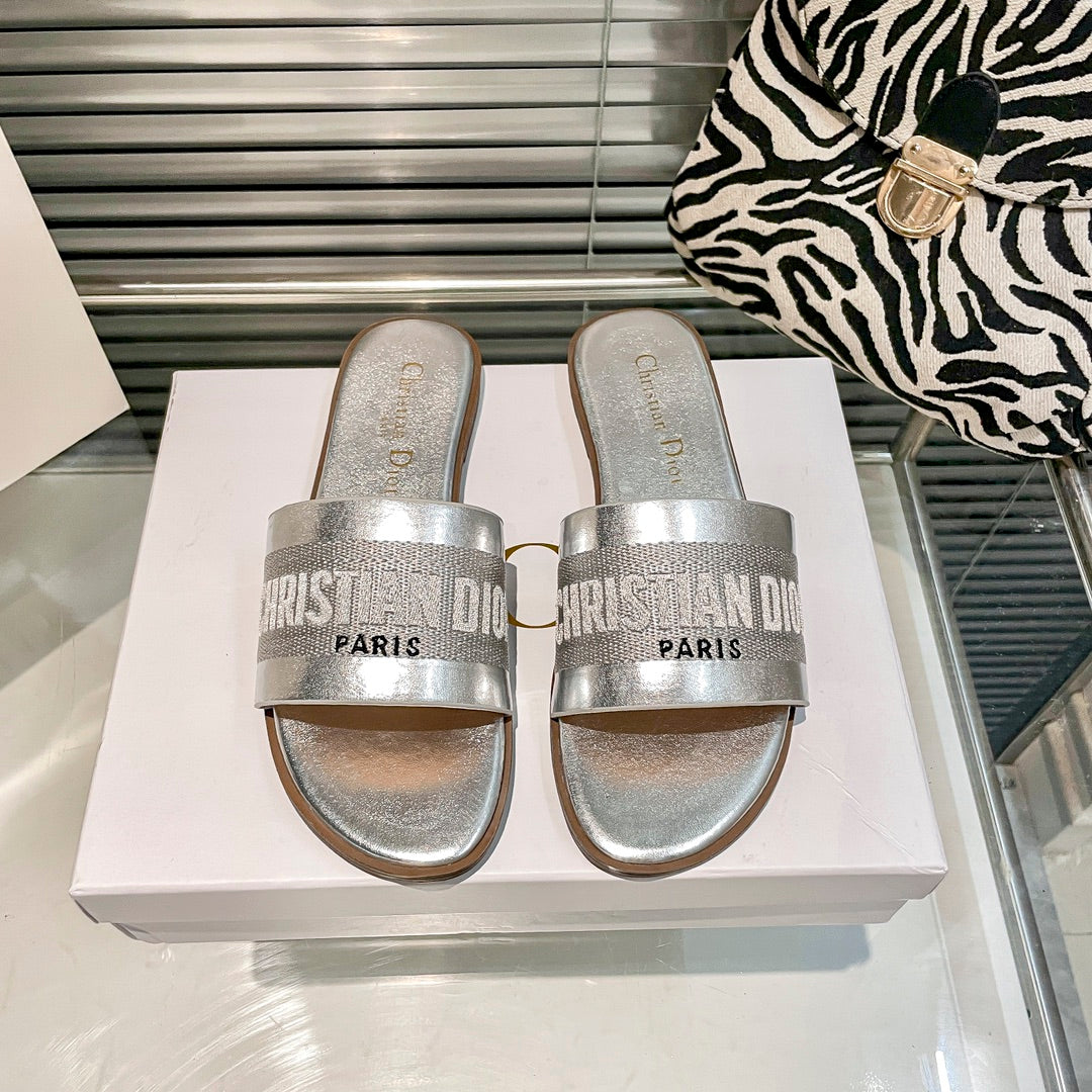 Dior Solid Colors Calfskin and Embroidered Cotton Slippers – slippers product image 4