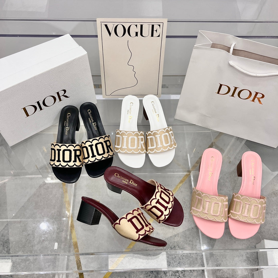 Dior Straw Embroidery Heeled Sandals – sandals product image 9