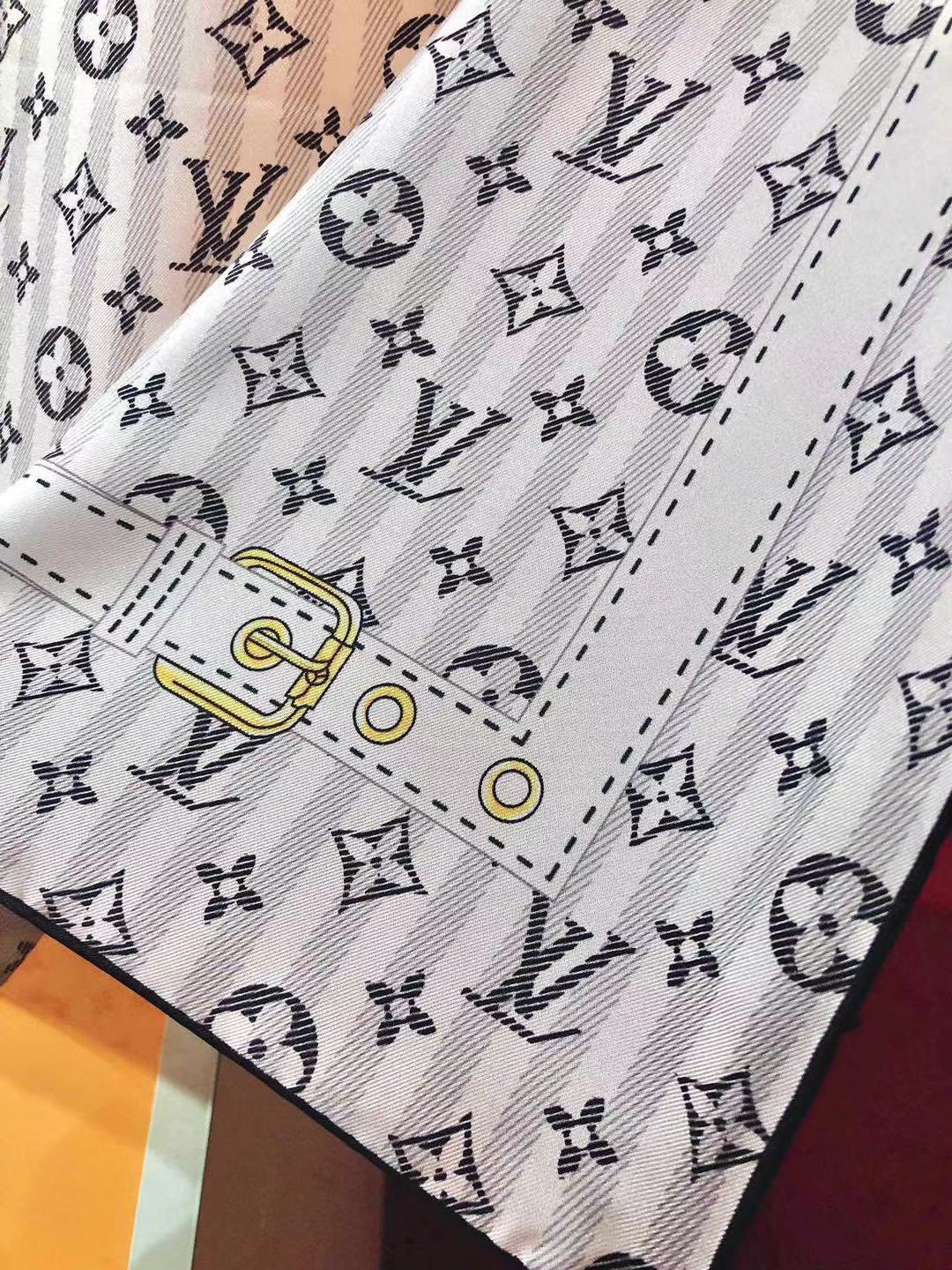 Dior Twill Silk Poker Element Square Scarf for Women – product image 11