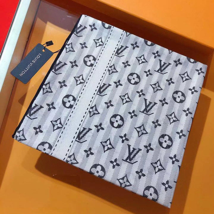Dior Twill Silk Poker Element Square Scarf for Women – product image 7