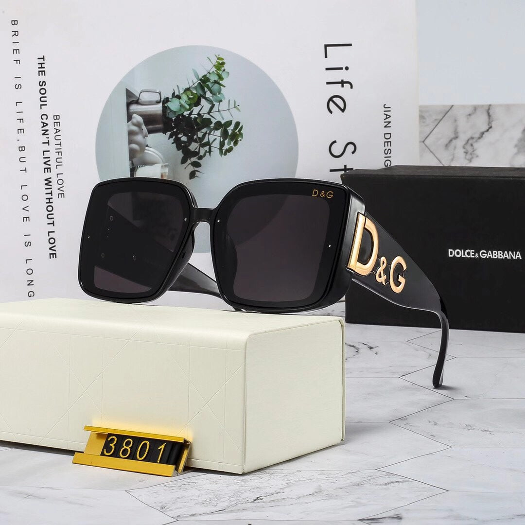 Dolce & Gabbana Square Polarized Sunglasses for Unisex – product image 2