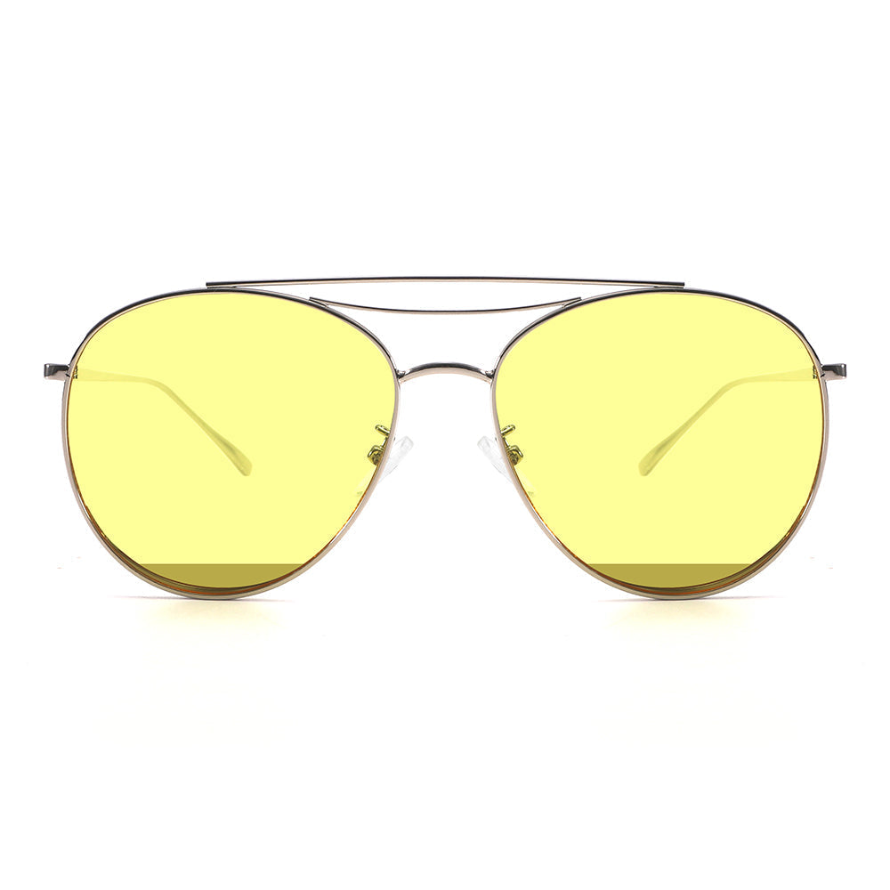Dollger Polished Silver Aviator Sunglasses for Unisex – product image 2