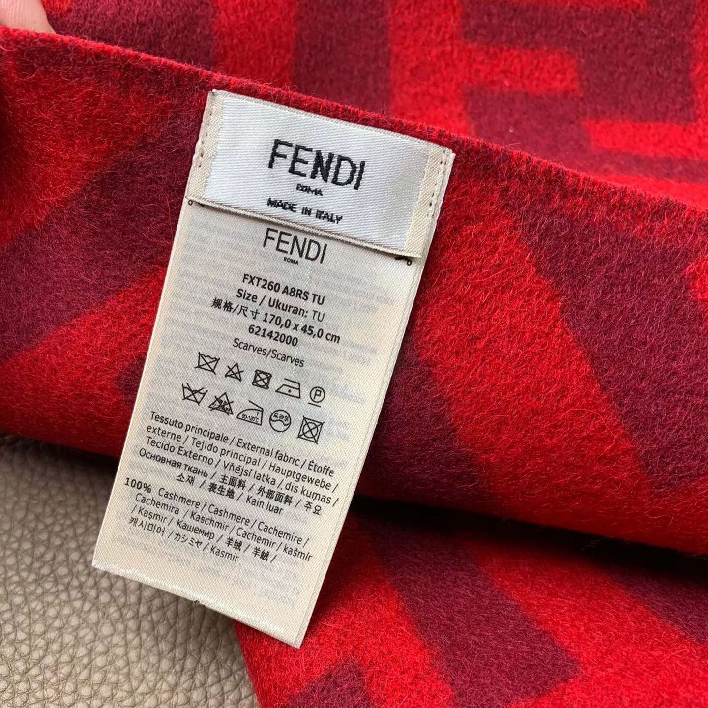 Fendi Cashmere 2-Color Classic FF Tassel Scarf for Women – product image 16