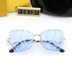Fendi Cat-Eye Watermark Conjoined Lens Sunglasses for Unisex – product image 6
