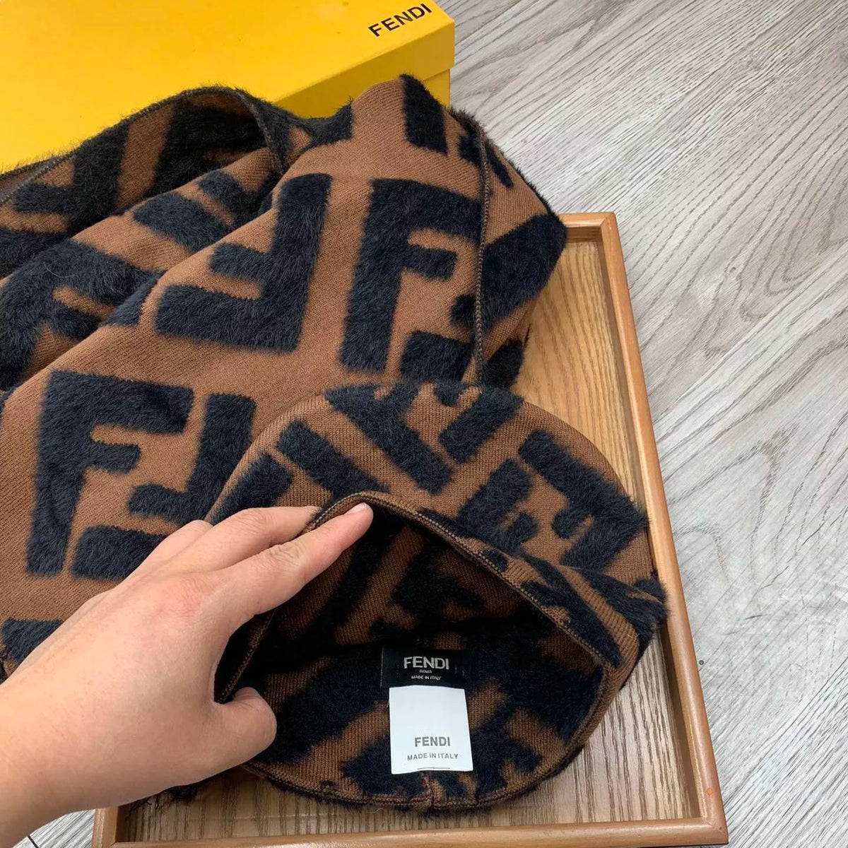 Fendi FF Monogram Cashmere Scarf Hat Set for Women – product image 11