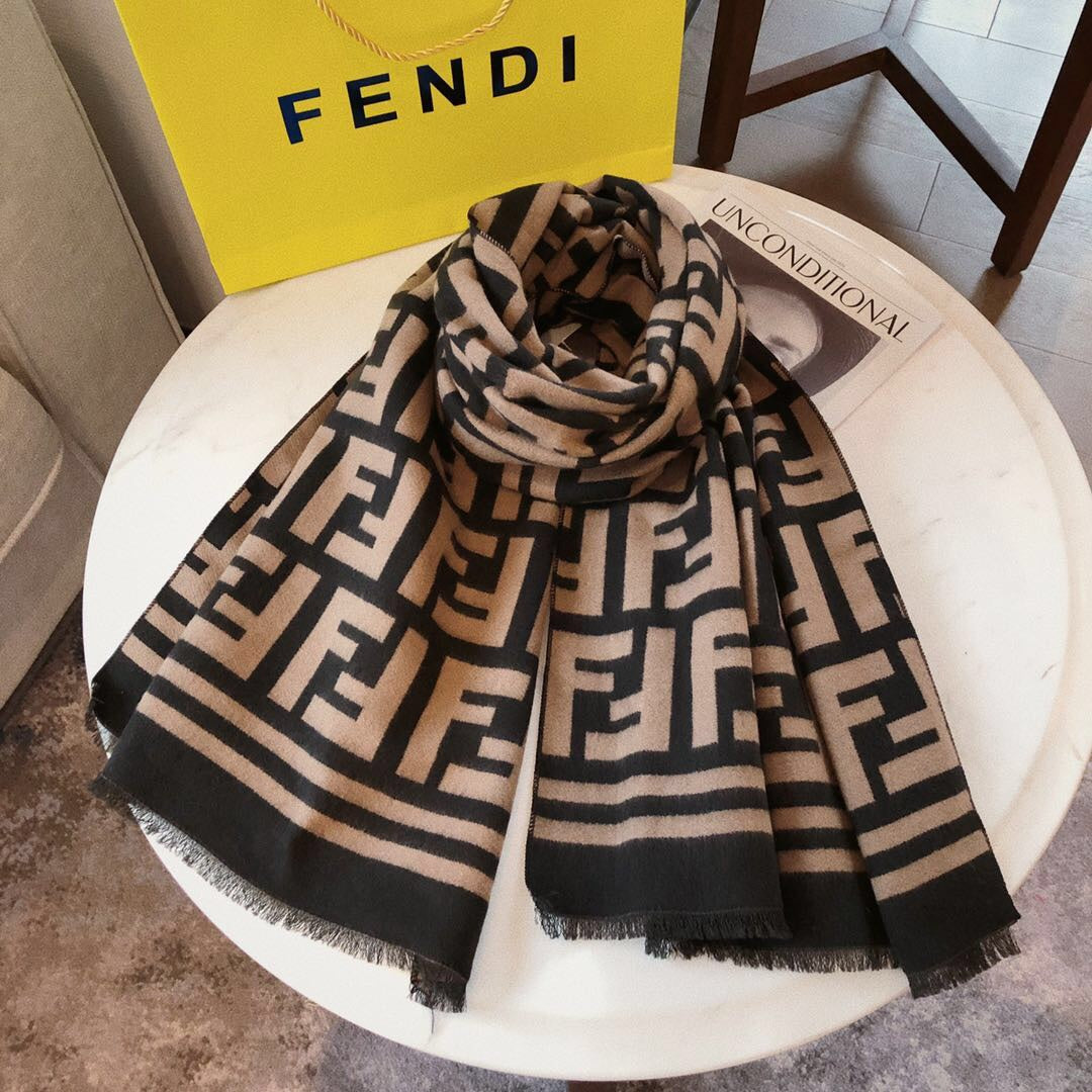 Fendi FF Reversible Cashmere Scarf Shawl for Women – product image 4