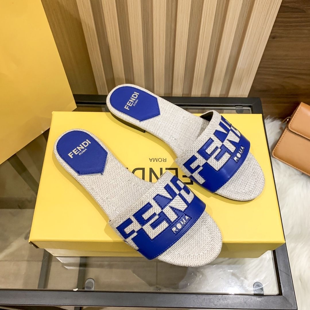 Fendi Monogrammed Classic Flat Slippers – slippers product image 10