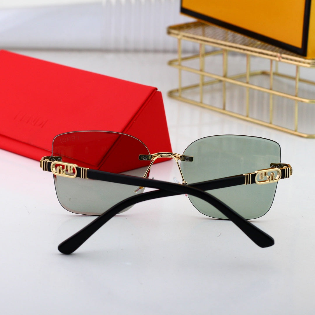 Fendi Oversized Metal Interlocking FF Polarized Sunglasses for Unisex – product image 11