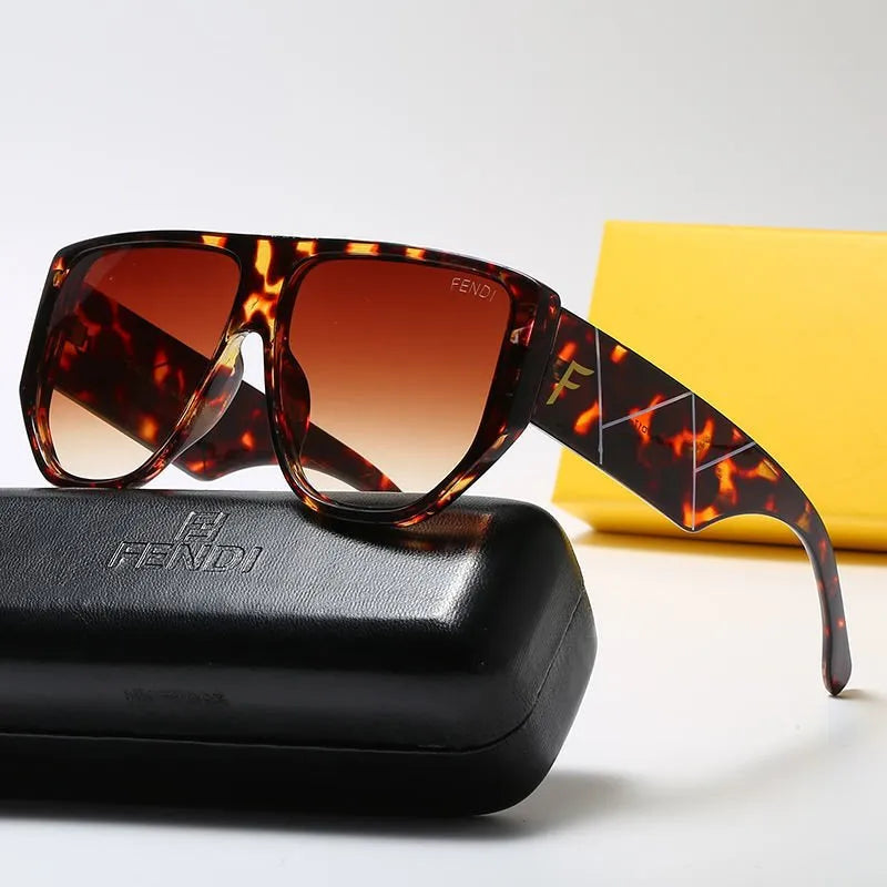 Fendi Oversized Unisex Big Frame Polarized Sunglasses for Unisex – product image 3
