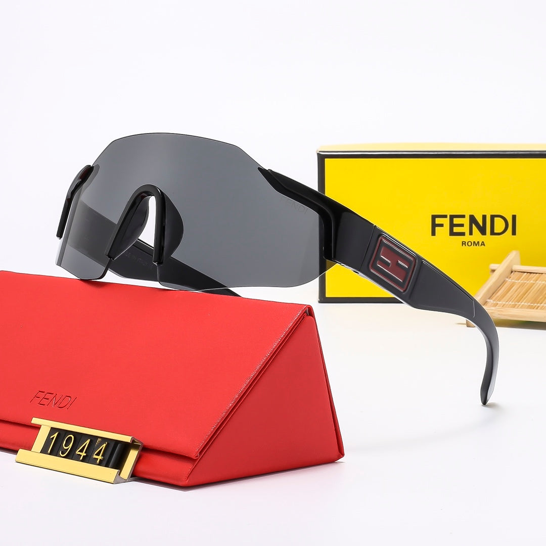 Fendi Round Oversized Shield Polarized Sunglasses for Unisex – product image 3