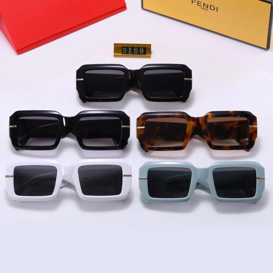 Fendi Small Square Logo Sunglasses for Unisex – product image 12