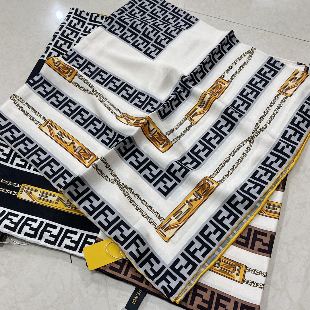 Fendi Twill Silk Chain Element Square Scarf for Women – product image 14