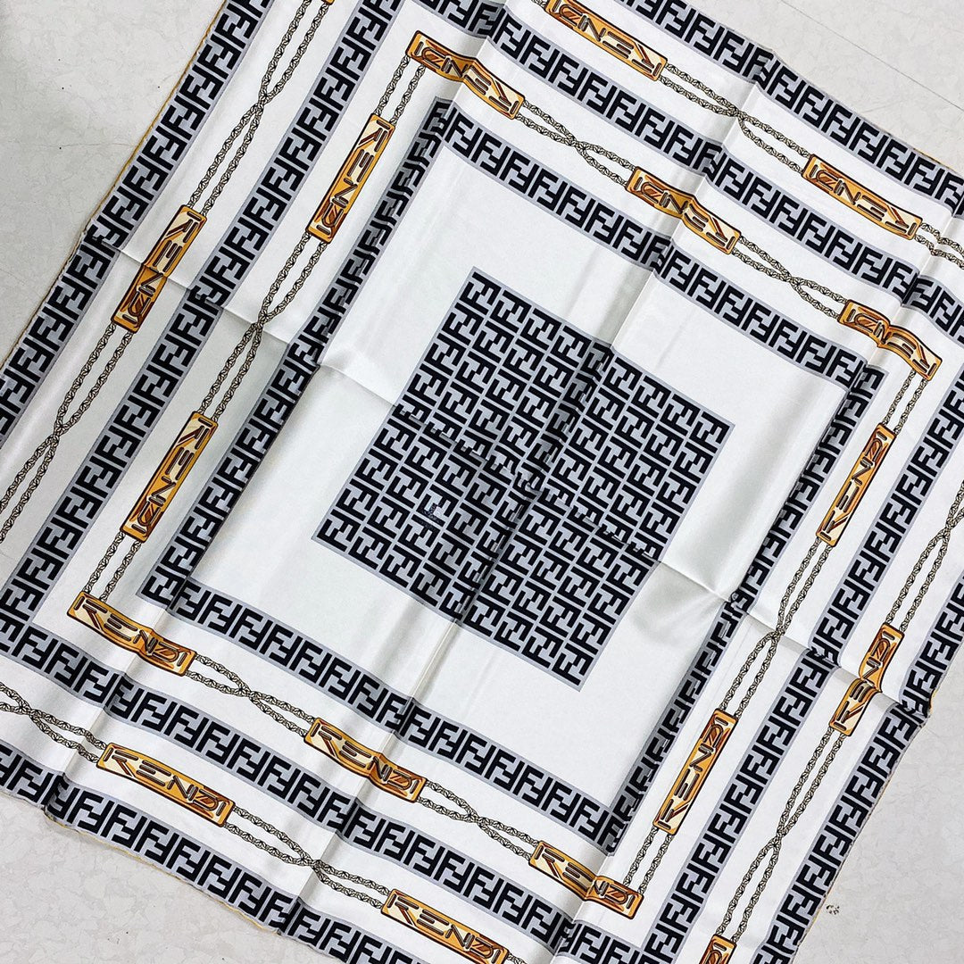 Fendi Twill Silk Chain Element Square Scarf for Women – product image 2