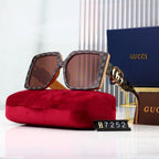 Gucci Classic Square-Shaped Letters Sunglasses for Unisex – product image 2