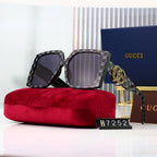 Gucci Classic Square-Shaped Letters Sunglasses for Unisex – product image 5