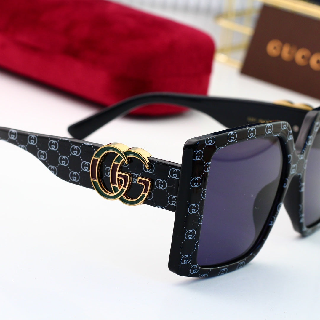 Gucci Classic Square-Shaped Letters Sunglasses for Unisex – product image 17