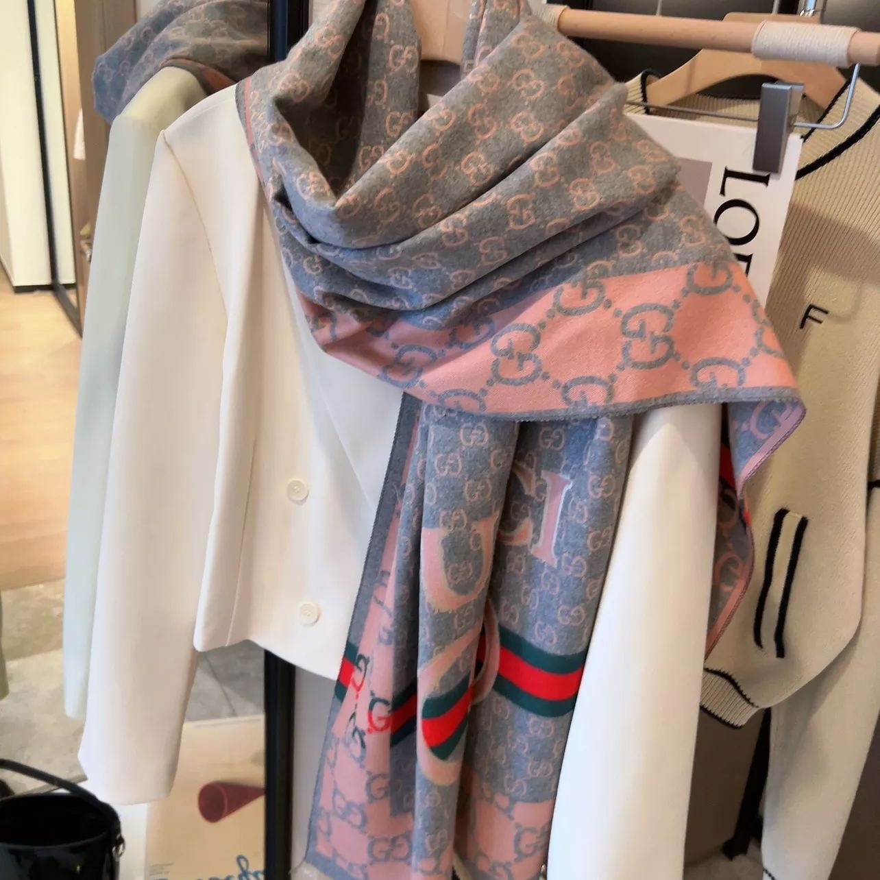 Gucci Color Block Logo Jacquard Cashmere Scarf for Women – product image 25