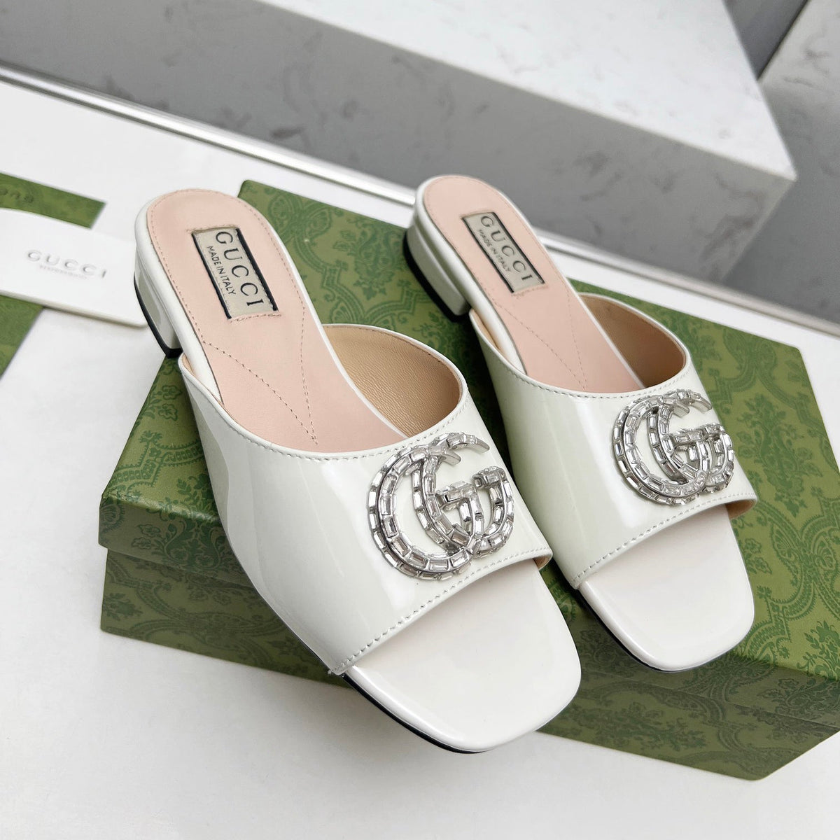 Gucci Crystal G Flat Slippers – slippers product image 14