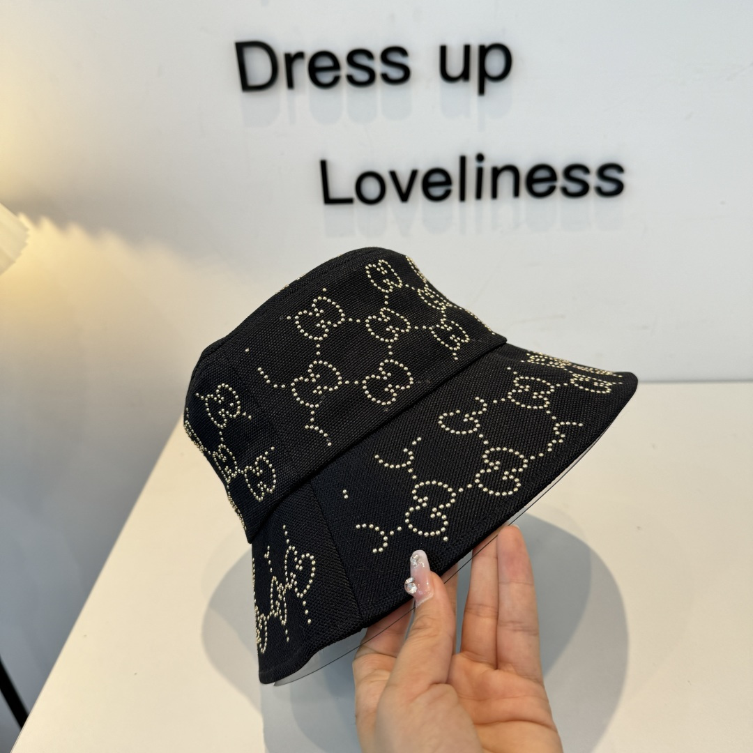 Gucci crystal GG bucket hat photo 2