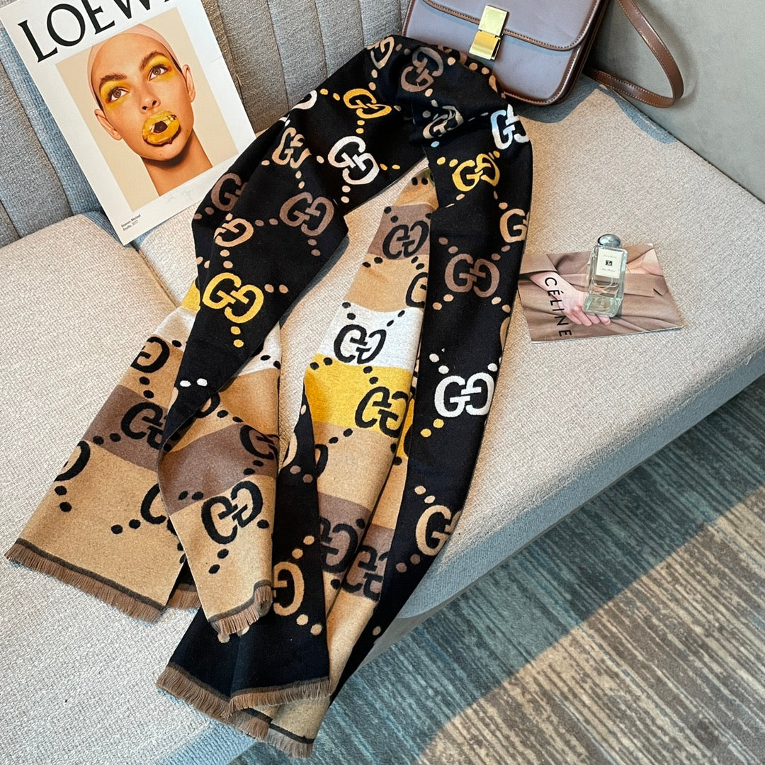 Gucci Double Faced Cashmere Skin-Friendly Scarf Shawl for Women – product image 13