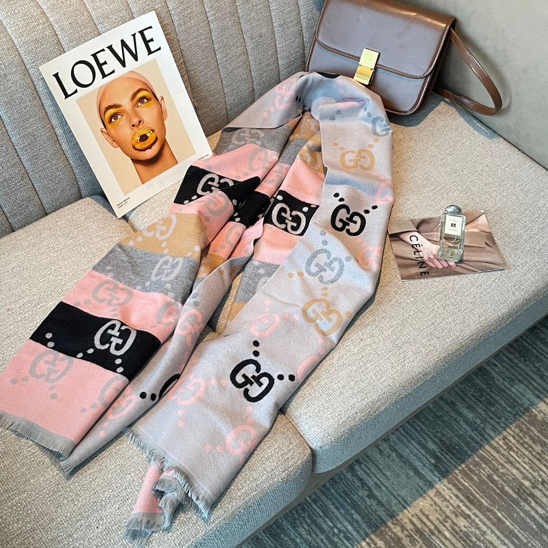 Gucci Double Faced Cashmere Skin-Friendly Scarf Shawl for Women – product image 16