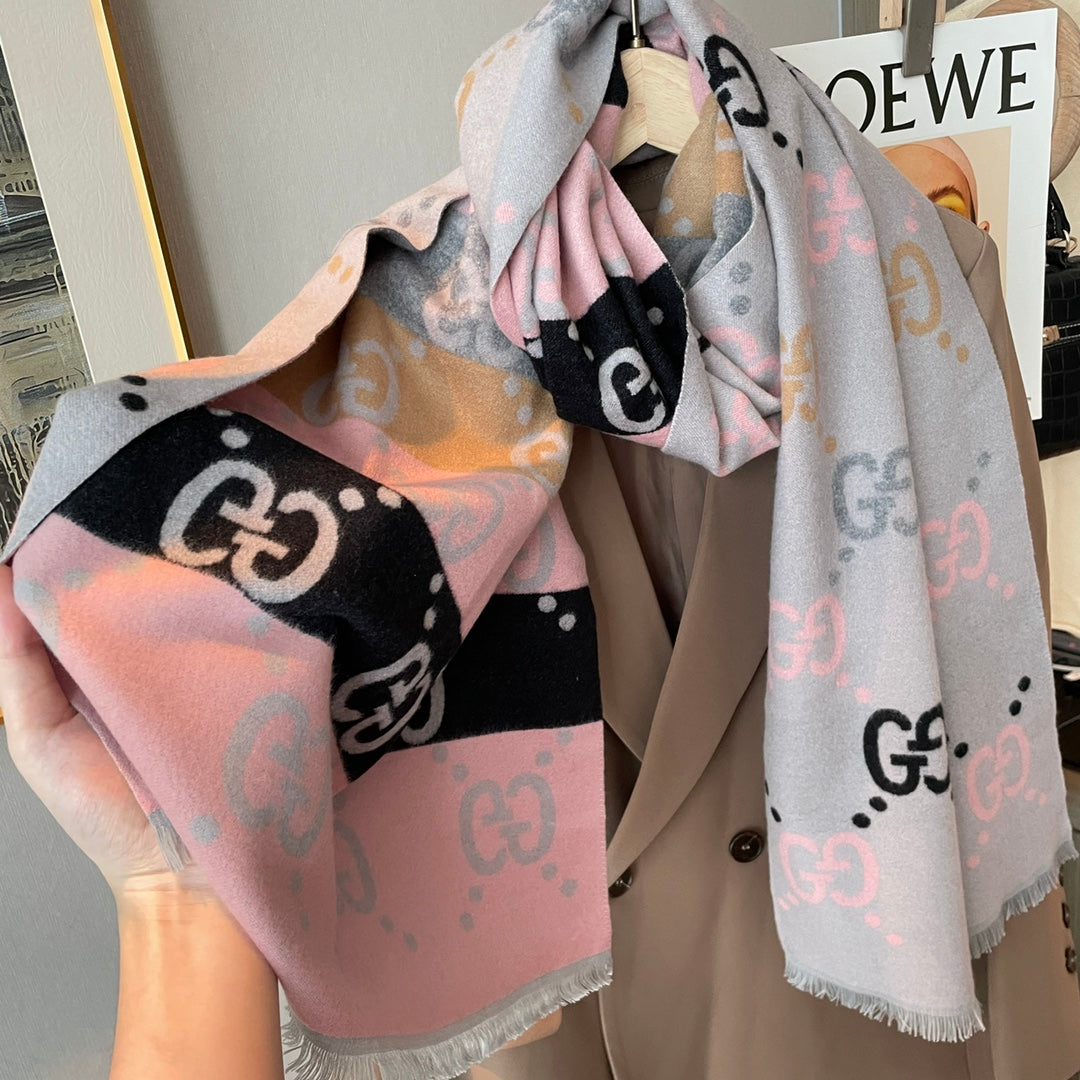 Gucci Double Faced Cashmere Skin-Friendly Scarf Shawl for Women – product image 18