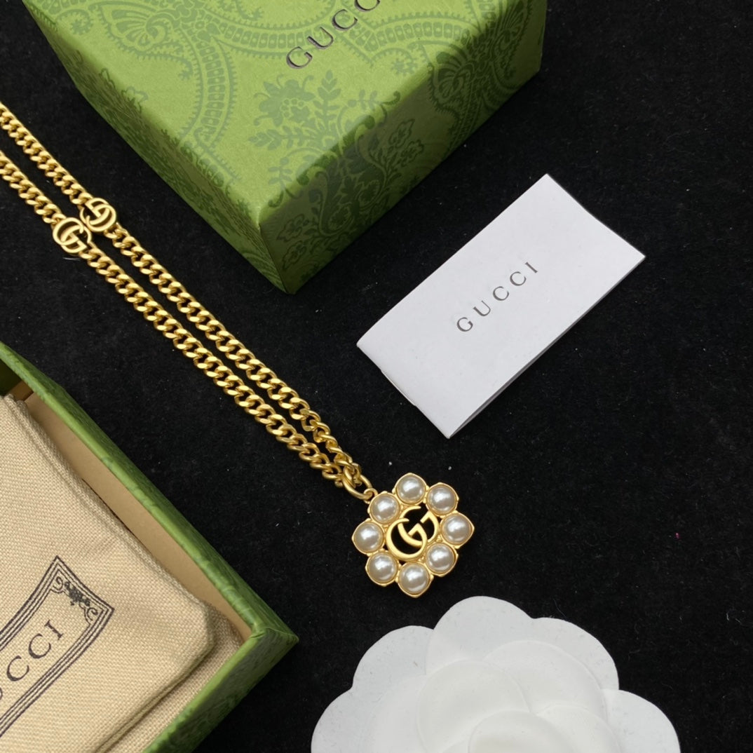 Gucci Double G Pearl Flower Necklace – Luxury Designer Jewelry – product image 2