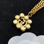 Gucci Double G Pearl Flower Necklace – Luxury Designer Jewelry – product image 3