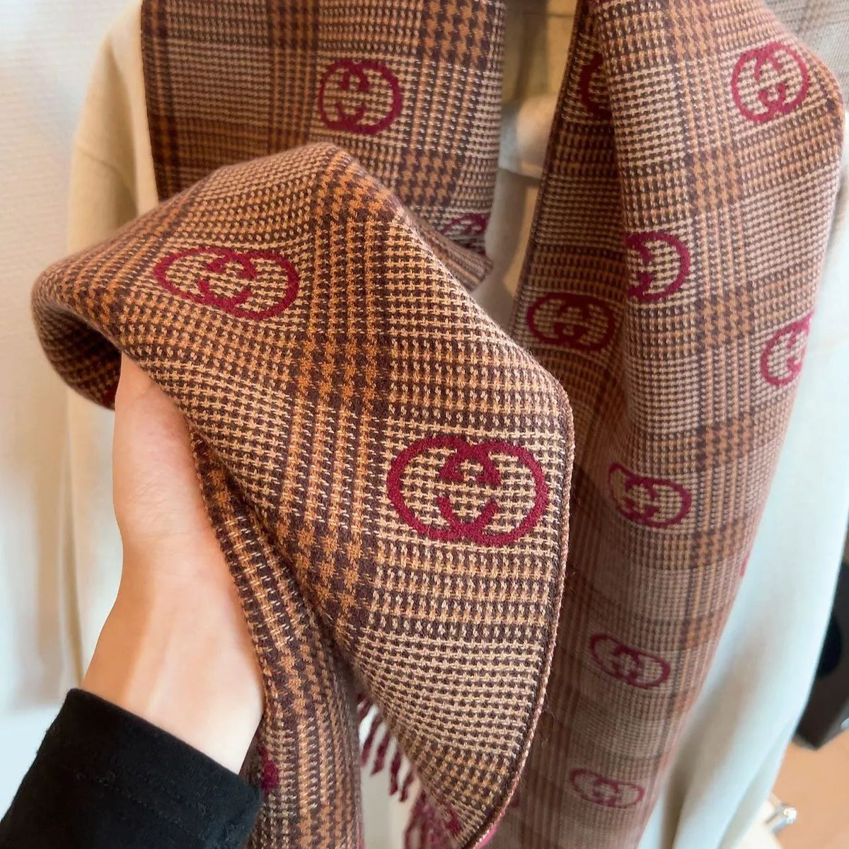 Gucci Double-sided Cashmere Fringed Scarf for Women – product image 11