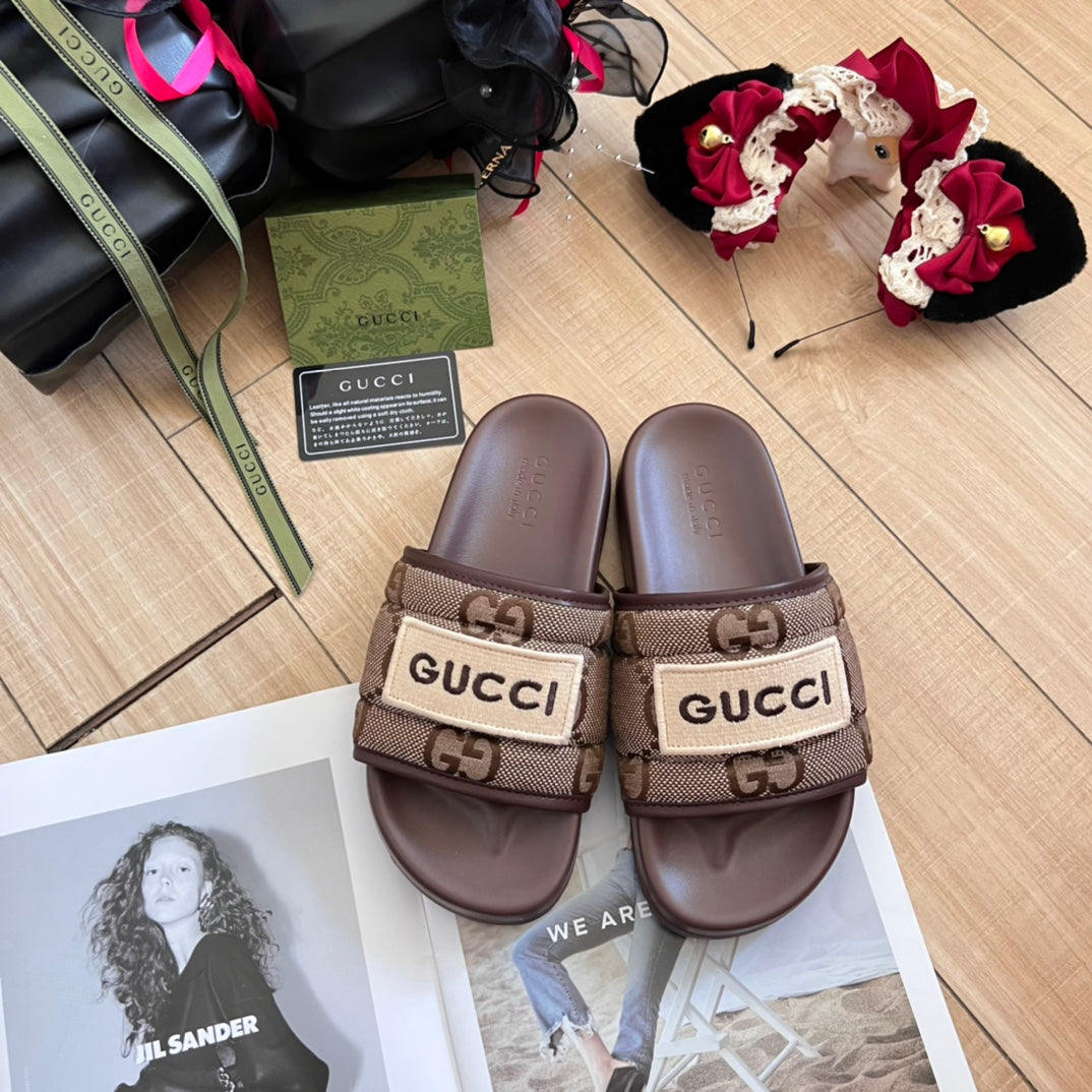Gucci Embroidery Vintage Embossed Slippers – slippers product image 2