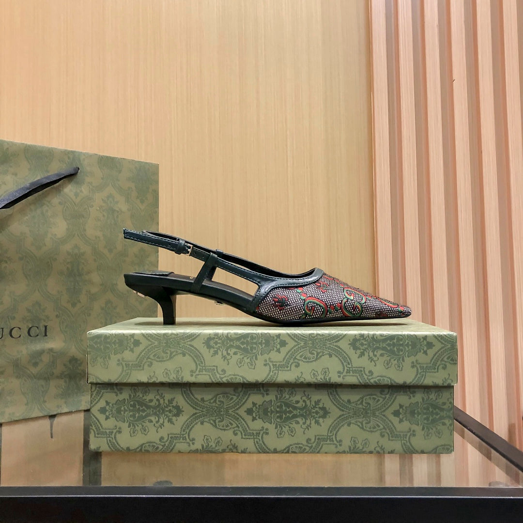 Gucci Floral Jacquard Slingback Low Heel Sandals – sandals product image 13